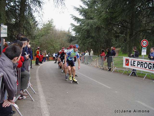 Le peloton cadet du Championnat de France Grand Fond 2004