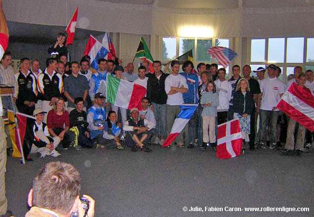 Les participants au championnat du monde de roller descente 2004
