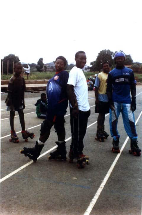 Le groupe de patineurs de Yaoundé