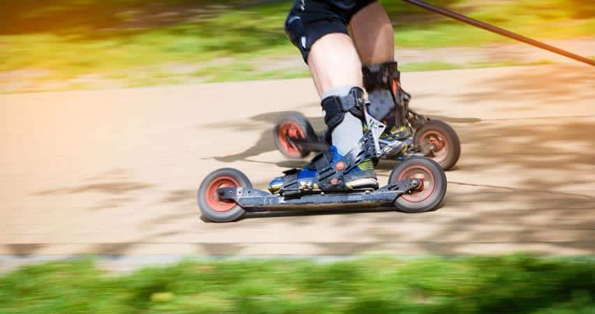 Nordic Blading sur un chemin