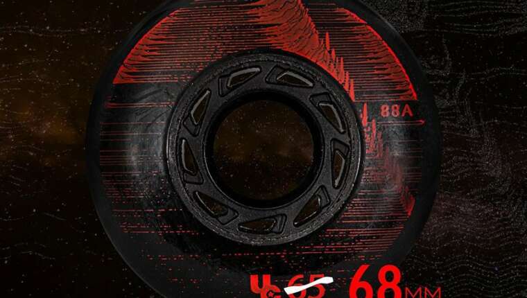 Undercover gaffe sur la taille de ses roues de roller street Cosmic Signal