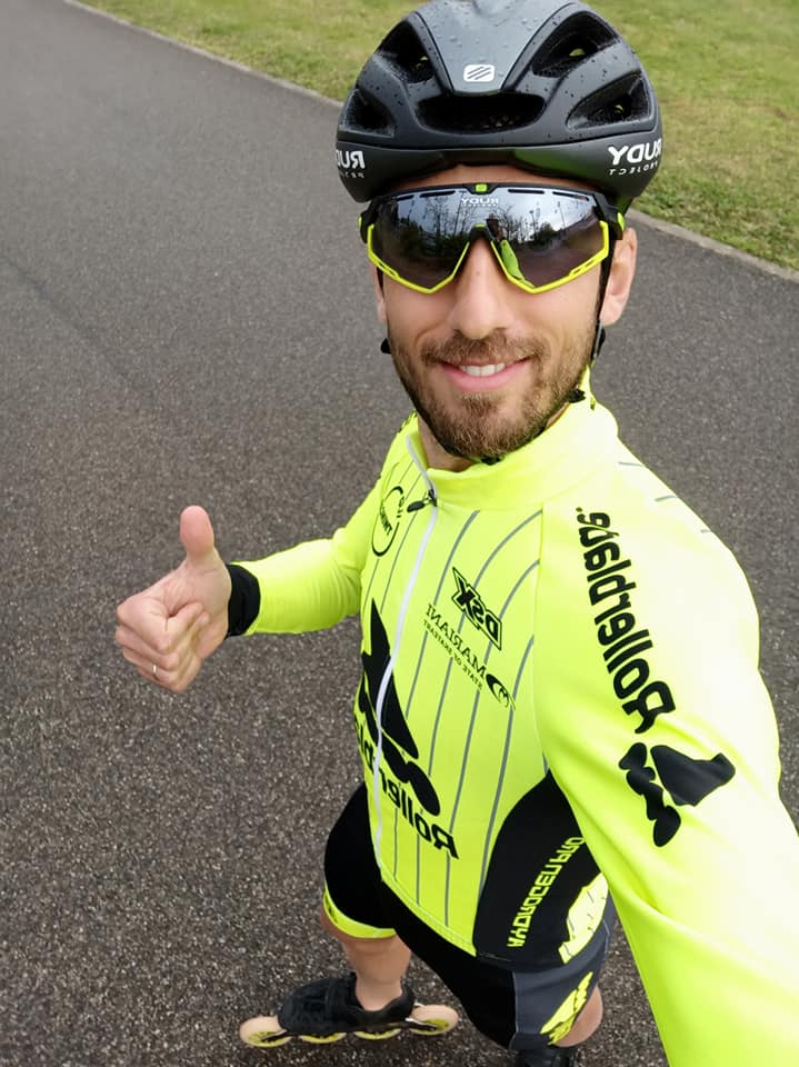 Portrait de Fabio Francolini en tenue Rollerblade