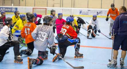 Préparation des équipes jeunes de roller hockey de l'Italie