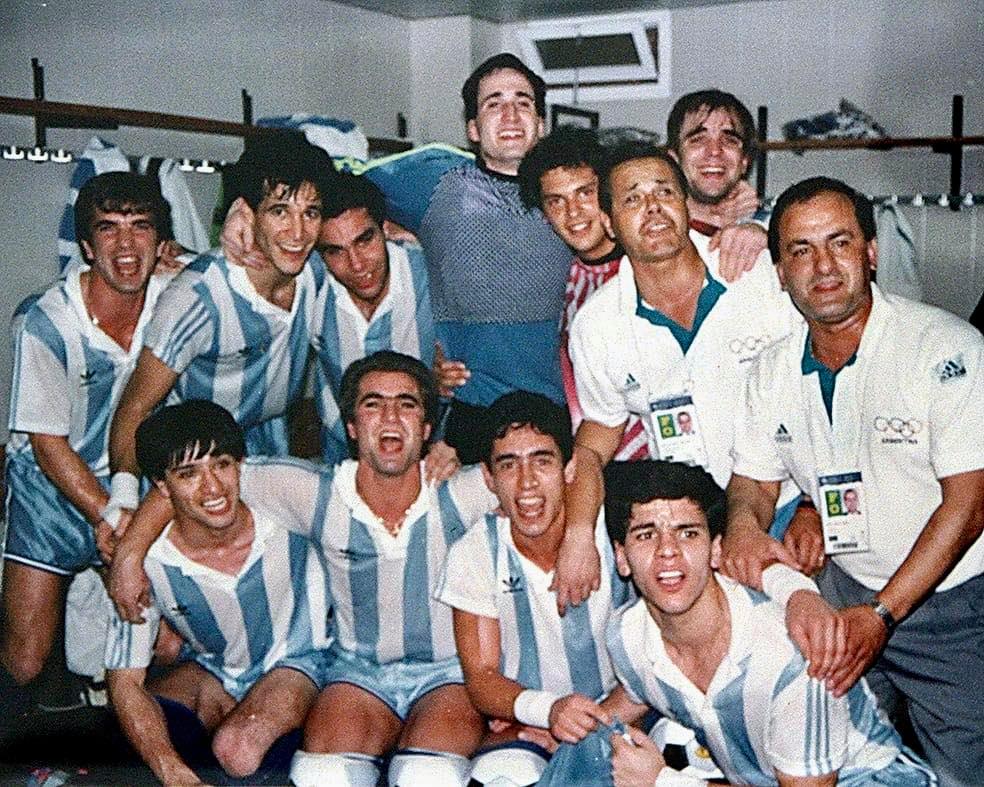 L'équipe d'Argentine de rink hockey 1992 dans les vestiaires