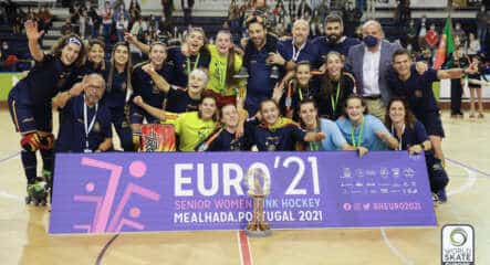 L'équipe d'Espagne, championne d'Europe de rink hockey féminin 2021