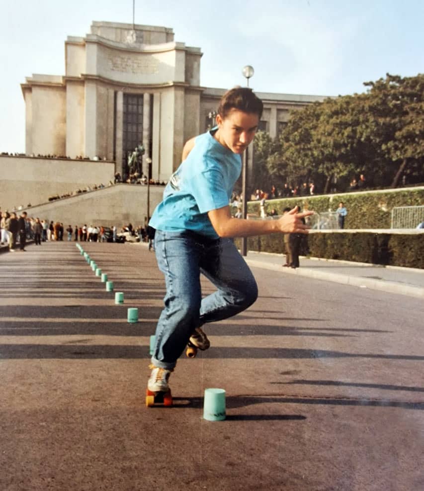 Gabrielle Denis en slalom pied avant au Trocadéro en 1991