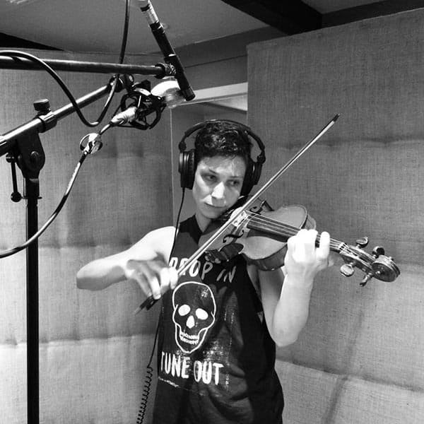 Chloé Seyrès au violon