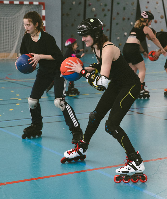 Entraînement de Roll Ball à l'US Ivry - photo : Julie Hernandez