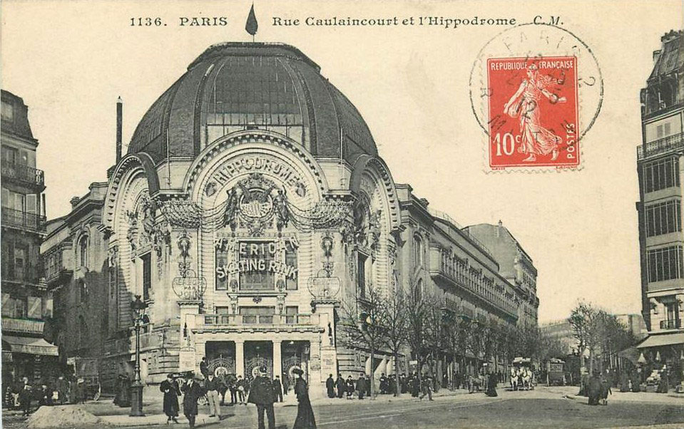 Façade de l'Hippodrome Skating Rink dans les années 1910
