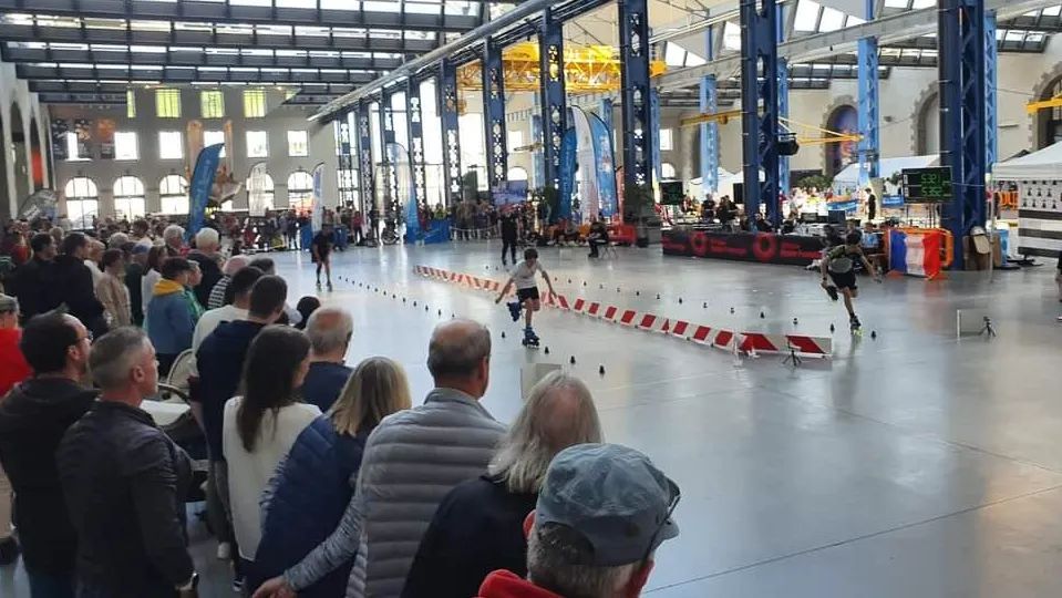 Slalom vitesse ou speed slalom du championnat de France de roller freestyle 2023 à Brest (29)