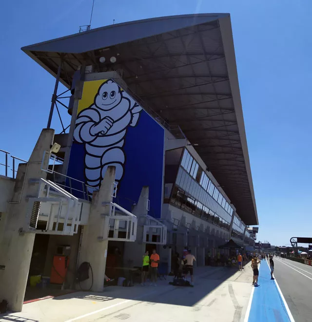 Tribune du circuit Bugatti