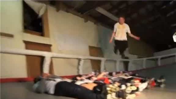 Record de saut en roller de Jeremy « Streak » Strecker