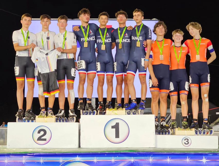 Podium du relais juniors B hommes au championnat d'Europe roller course 2023