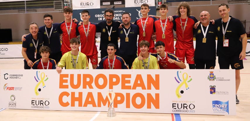 L'équipe d'Espagne, championne d'Europe de rink hockey U17 hommes 2023