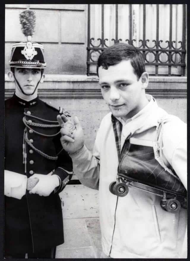 Une médaille de la Présidence de la République pour le capitaine (1966)