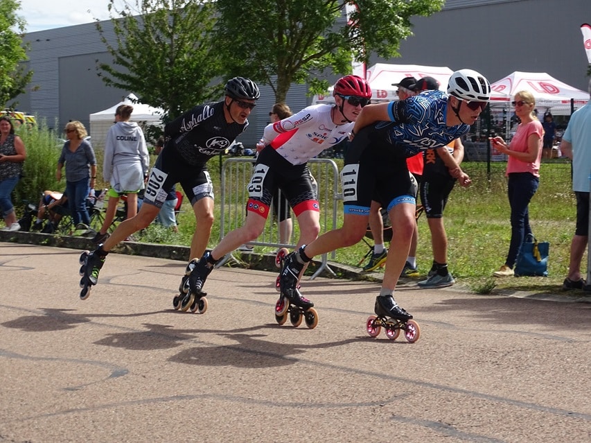 Senior et vétérans au marathon roller de Troyes 2024