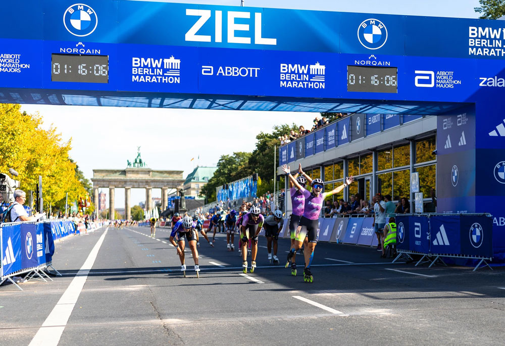 Arrivée des élites femmes au marathon roller de Berlin 2025