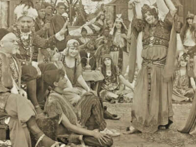 Film : The Sultan and the Roller Skates (1914)
