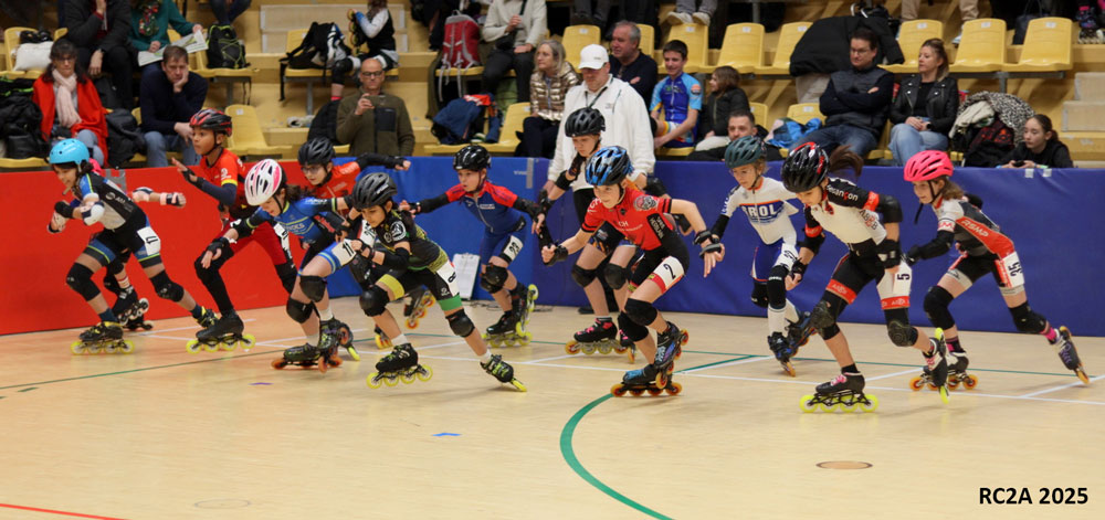 Départ d'une course jeune au championnat de France indoor roller course 2025 - photo : RC2A