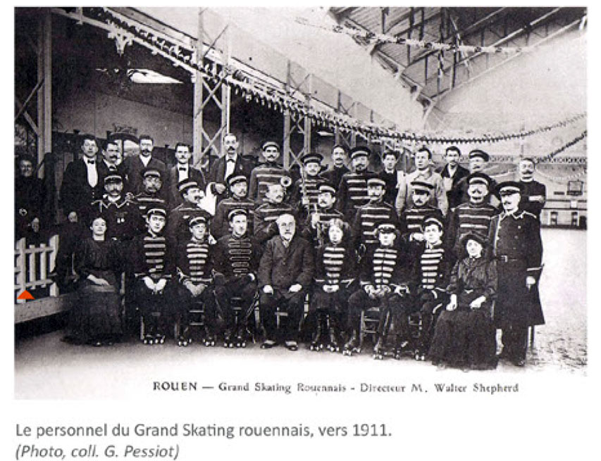 Le personnel du Grand Skating Rouennais en 1911 (photo issue de la collection personnelle de G. Pessiot)