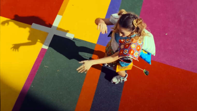 Clip : Soleil Bleu – Bleu Soleil x Luiza