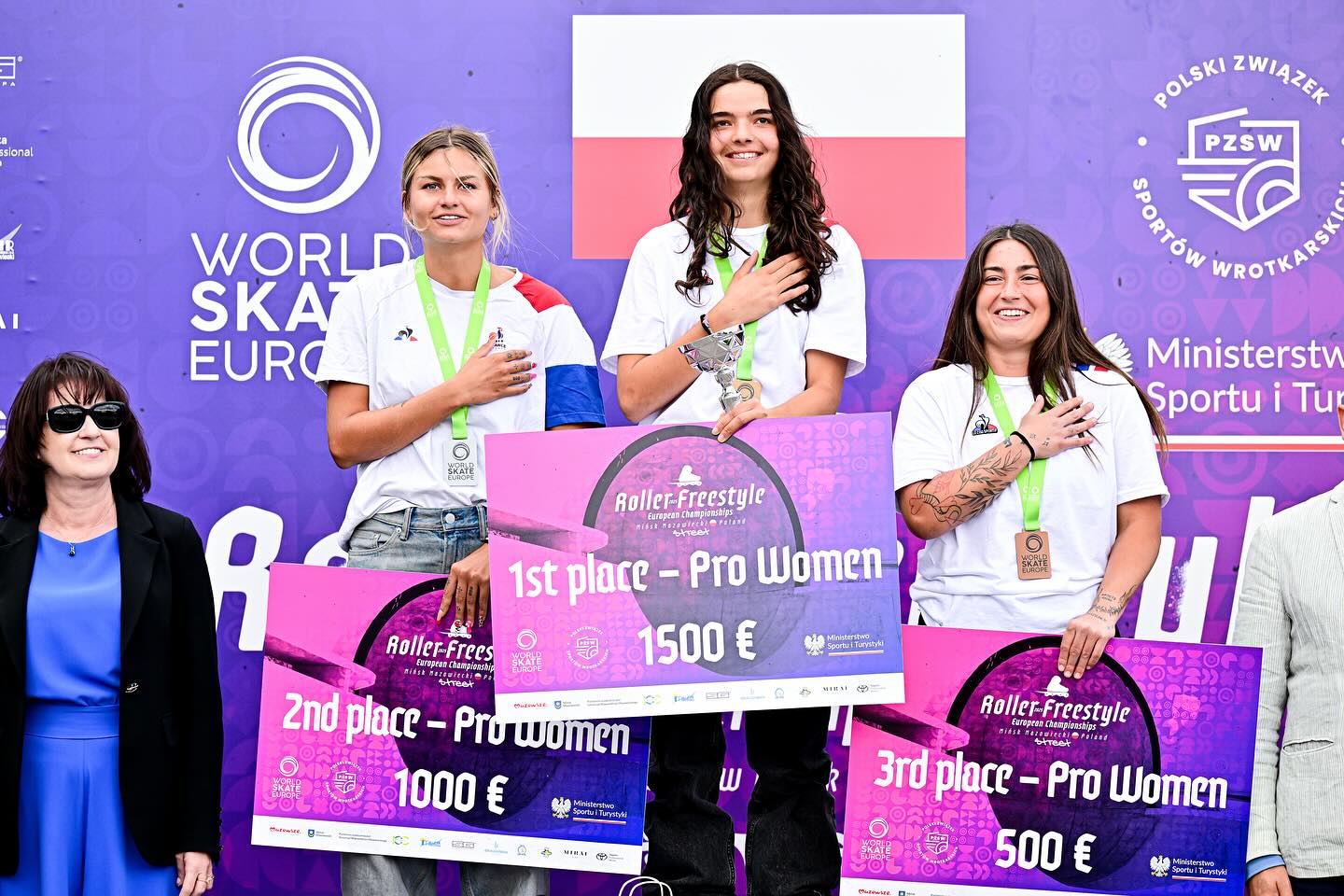 Podium des seniors femmes au championnat d'Europe de roller freestyle 2025