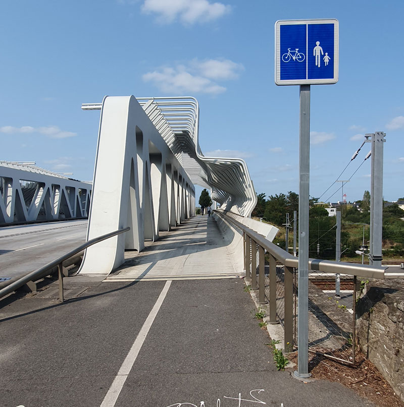 Le pont à proximité de la gare