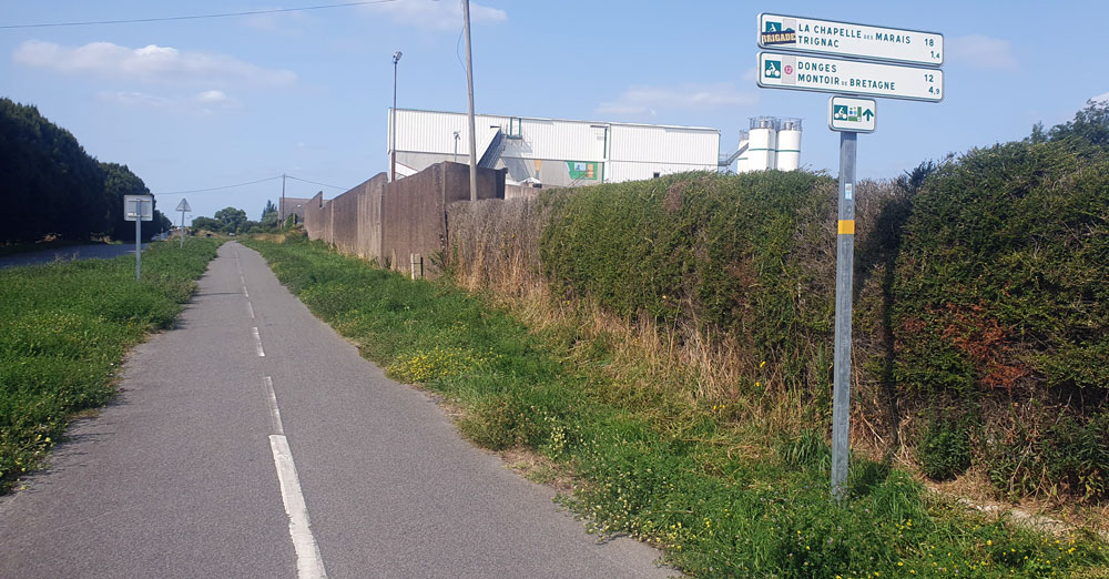 Peu avant l'entrée de Trignac au début de la voie verte côté Saint-Nazaire
