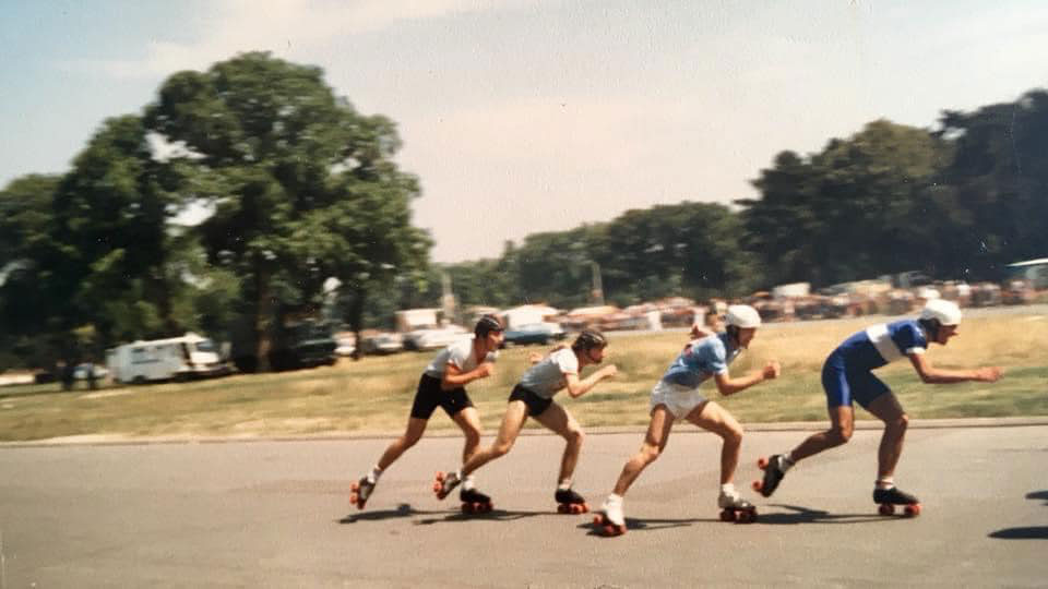 Les patineurs sur la plaine de Reuilly à l'occasion du championnat de France route 1986
