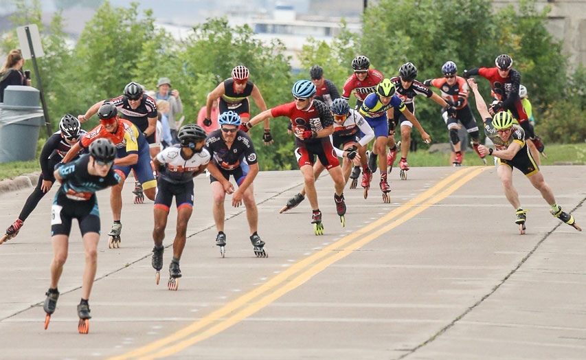 Un peloton du Northshore Inline Marathon 2025