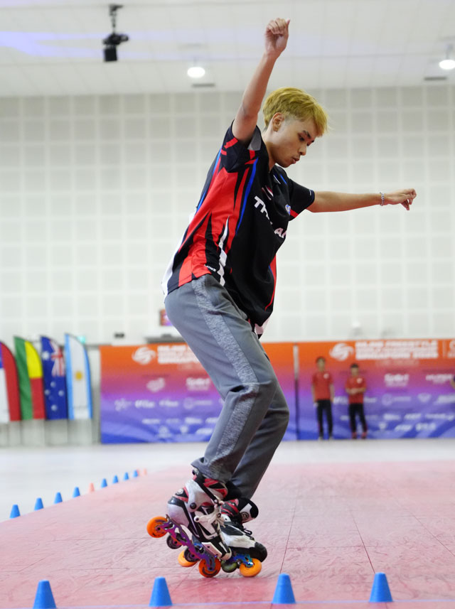 Patineur en dérapage