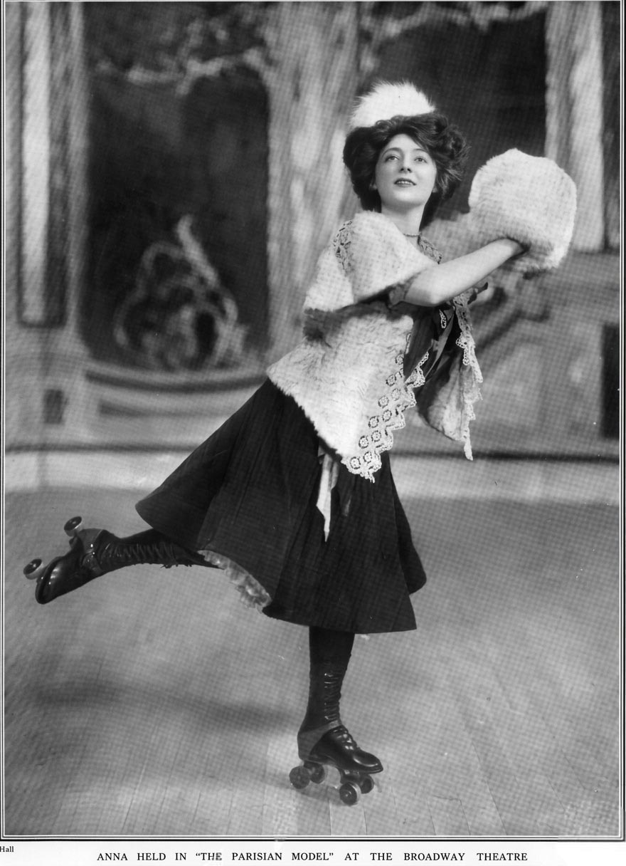 Anna Held dans " The Parisian Model" - au théâtre de Broadway à New-York (Etats-Unis)