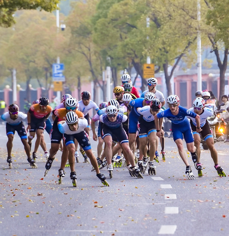 Le peloton des pros hommes au World Skate Marathon Tour Shanghai 2026