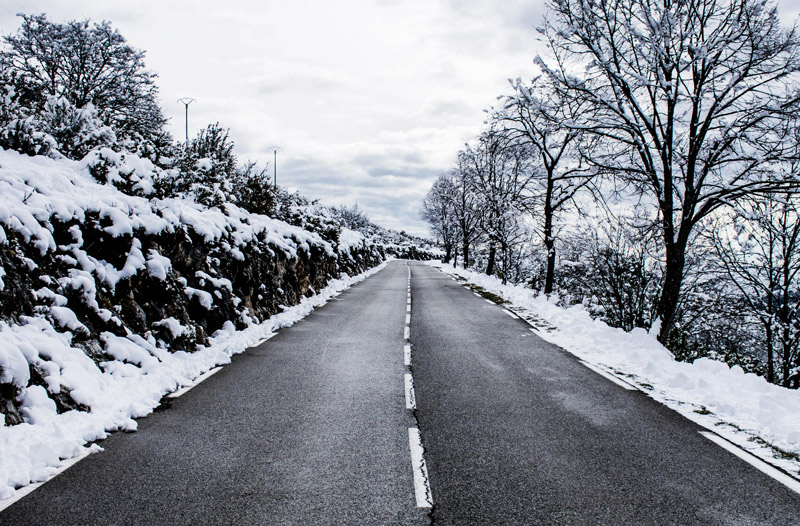 Une route hivernale praticable en roller... mais en étant bien couvert !