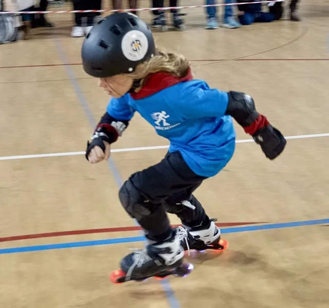 Jeune patineur de Roll'Actions Nîmes