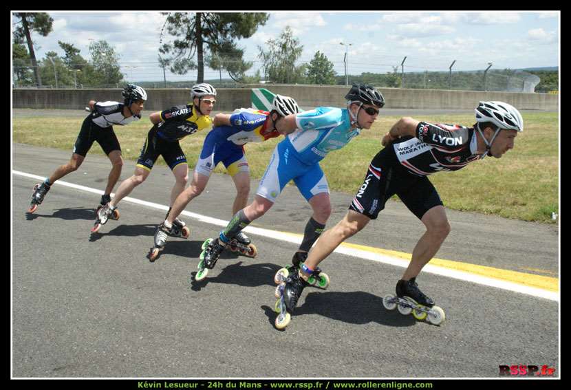 Un peloton d'outsiders décidés Un peloton d'outsiders décidés