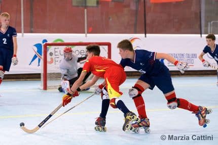 U17 rink hockey demi finale4