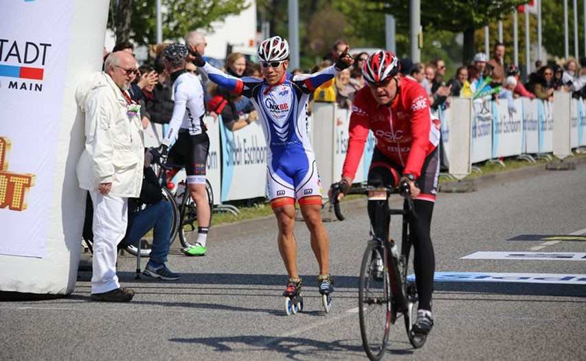 Alexander Bastidas remporte le marathon roller de Francfort 2016