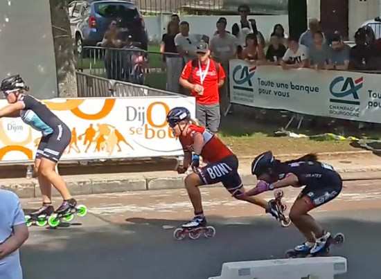 Sprint d'arrivée des seniors femmes au marathon de Dijon 2018