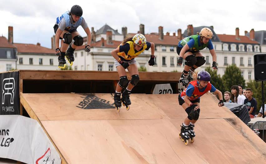La finale femmes Le skatecross femme avec Alice Delfino en tête