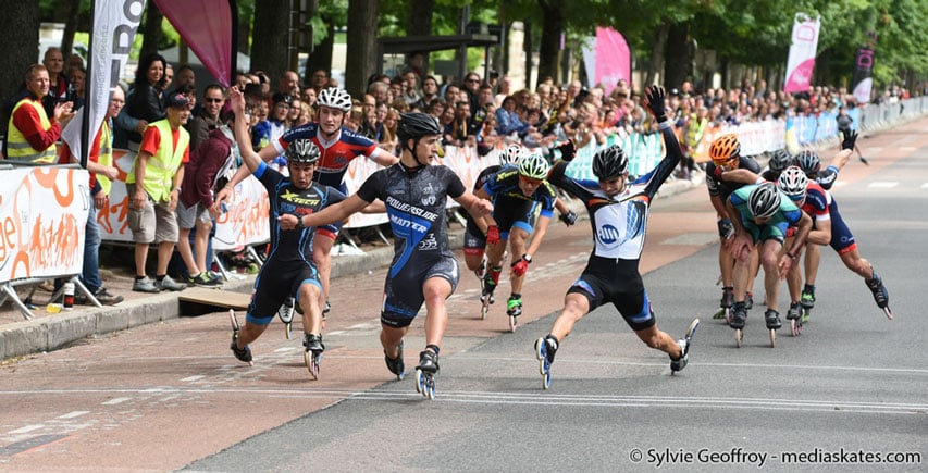 Le sprint d'arrivée pour la 4ème place - marathon roller de Dijon 2016