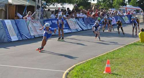 Relais à l'américaine au championnat d'Europe roller course