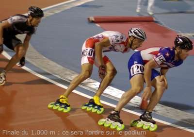 Julien Despaux derrière Joey Mantia sur 1000 m