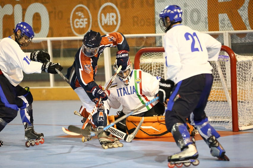 Mondial de roller hockey 2015 : Italiens et Tchèques font le show
