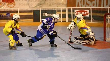 Mondial de roller hockey 2015 : Italiens et Tchèques font le show