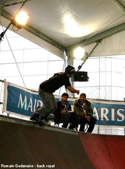 Romain Godenaire en back royal