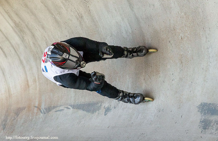 Sébastien Rastegar dans une piste de bobsleigh