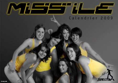 Le calendrier Miss’Iles 2009 disponible