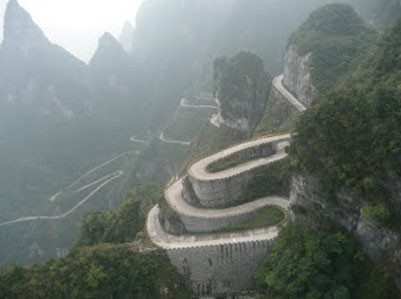 Une route pour le moins sinueuse attend Buggy Rollin !
