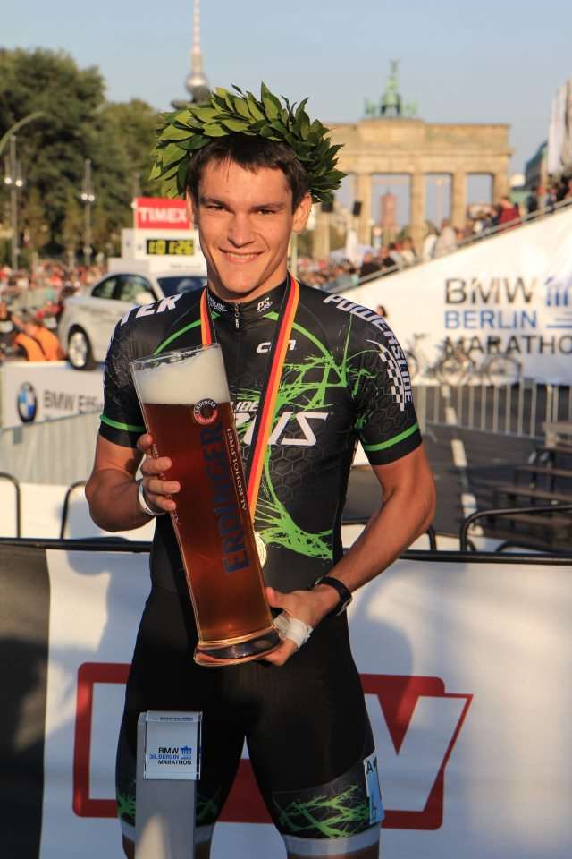 Ewen Fernandez sur le podium à Berlin